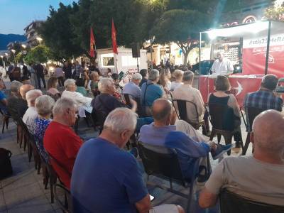 ΜέΡΑ25: Ανοιχτή συζήτηση με Ντάσκα - Πετράκο στην κεντρική πλατεία Καλαμάτας