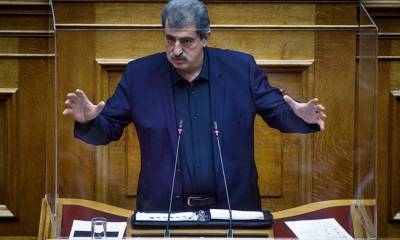 Πολάκης: Τα μέτρα κατά των ανεμβολίαστων καταπατούν στοιχειώδεις ελευθερίες