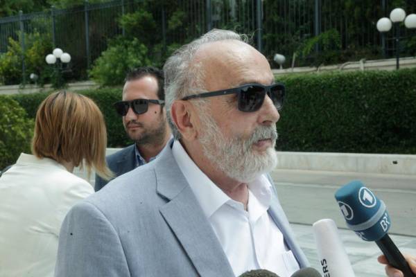 Κουρουμπλής: "Η ΕΚΤ έπρεπε να διευκολύνει τον λαό να ασκήσει το δικαίωμά του σε ήρεμο περιβάλλον"