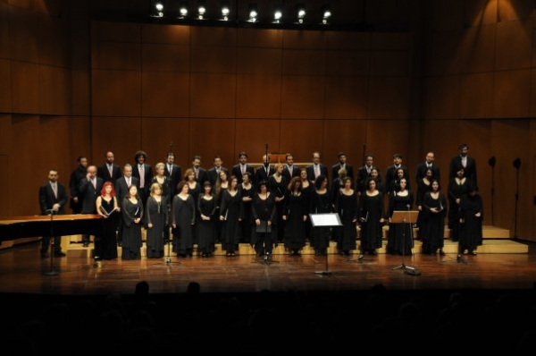 Η ομογένεια «συναντά» το Νικηφόρο Βρεττάκο στο Σαϊνοπούλιο Αμφιθέατρο