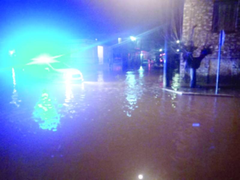 Με προβλήματα η κυκλοφορία στο δρόμο Κυπαρισσία – Φιλιατρά