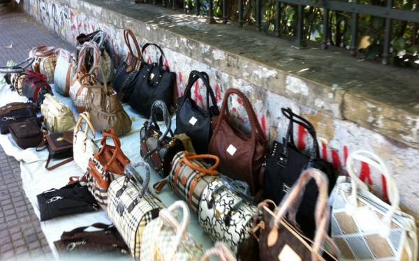 Ο Μανιάτης ζητεί από τον Καφαντάρη: «Μέτρα για το παραεμπόριο σε Πύλο και Μεθώνη»