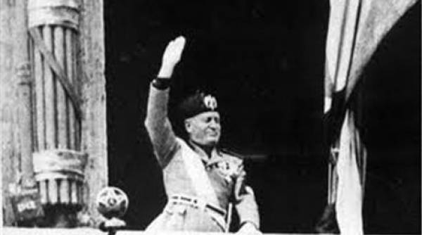 Παραμένει αδίκημα ο φασιστικός χαιρετισμός, αποφαίνεται ο Άρειος Πάγος της Ιταλίας