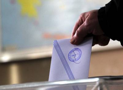 Opinion Poll: Η ΝΔ πρώτη με 13,3% μονάδες διαφορά από το ΠΑΣΟΚ (Βίντεο)