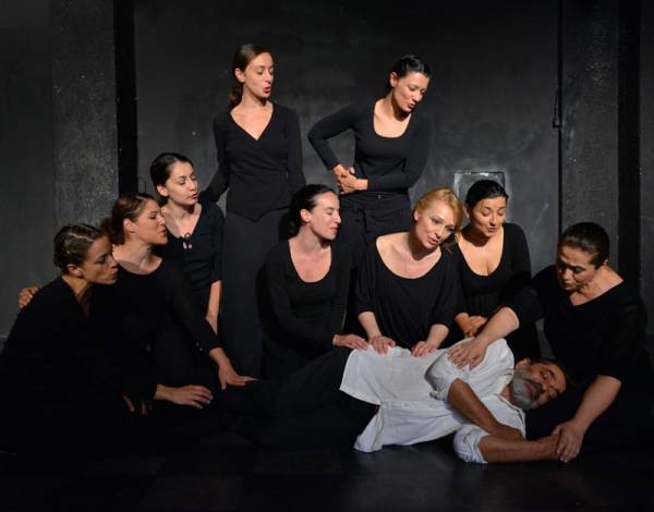 Επιστρέφει στο Κάστρο το Σάββατο η "Ελένη"