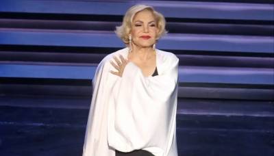 Πέθανε η Μαρινέλλα