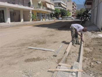 Διαμορφώσεις στην οδό Χίου στην Καλαμάτα