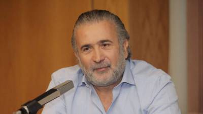 Πρόβλημα υγείας ο Λάκης Λαζόπουλος – Ακυρώνονται οι παραστάσεις του καλοκαιριού
