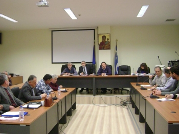 Οι σύμβουλοι της πλειοψηφίας αμφισβητούν το δήμαρχο Τριφυλίας