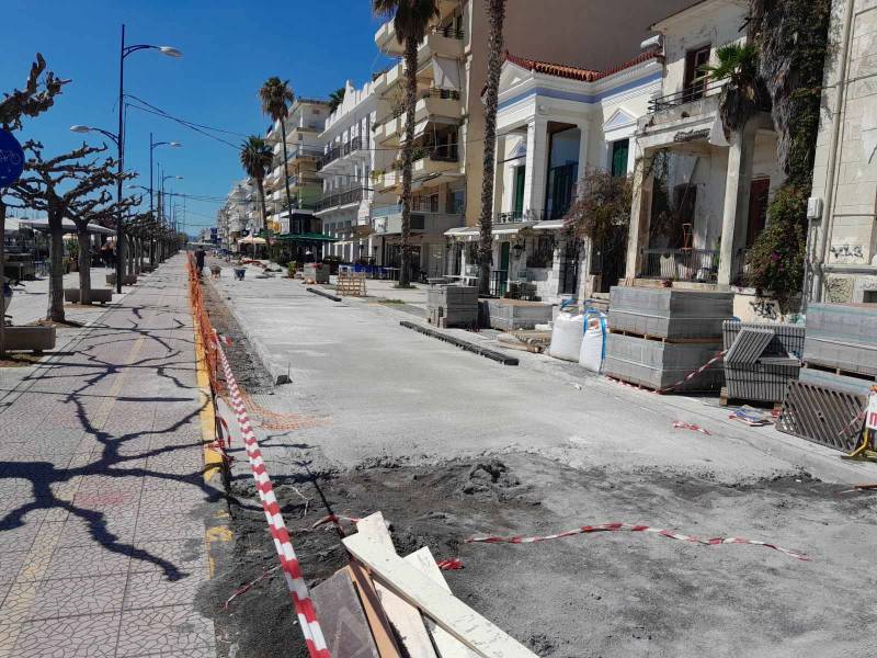 Καλαμάτα: Σταματούν τη Μ. Τετάρτη οι εργασίες - Προσωρινή παράδοση μόνο για πεζούς