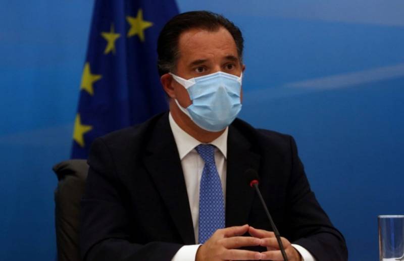 Γεωργιάδης: Το Πάσχα πιθανή περίοδος για να ανοίξει η εστίαση σε εξωτερικούς χώρους