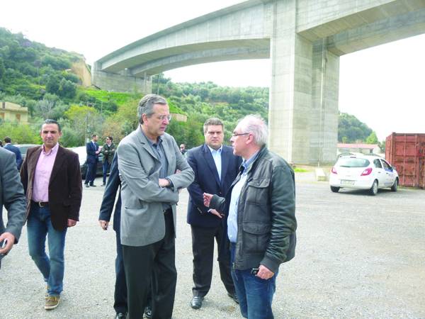 Απάντηση Μαντά σε Πετράκο για περιφερειακό