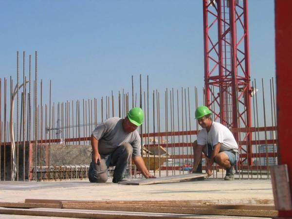 Συνδικάτο Οικοδόμων κατά του Φεστιβάλ Χρυσής Αυγής