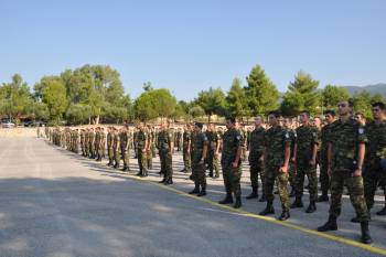 Ορκίστηκαν 230 νεοσύλλεκτοι της 2015 Δ' ΕΣΣΟ στον 9ο Σύνταγμα Πεζικού (βίντεο και φωτογραφίες)