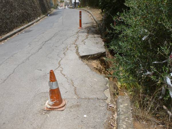 Επικίνδυνη κατολίσθηση