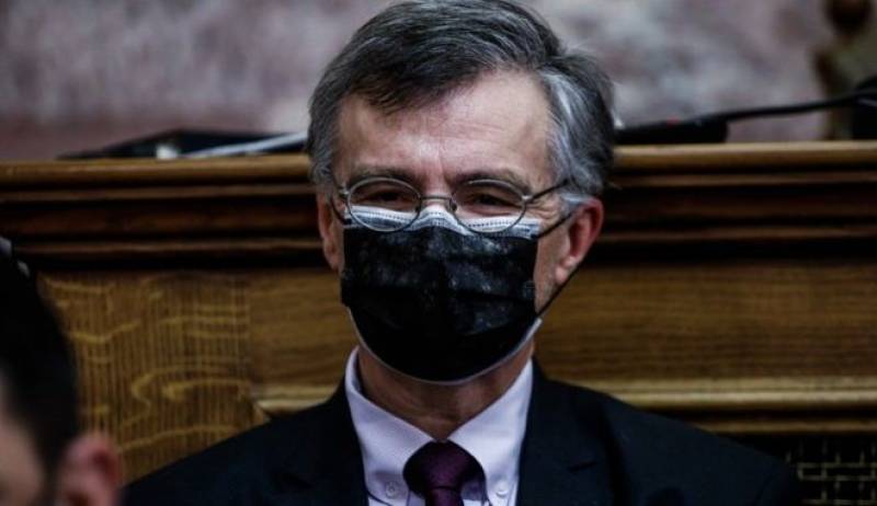 Τσιόδρας: Η πανδημία θα τελειώσει με τα εμβόλια και με επιτήρηση