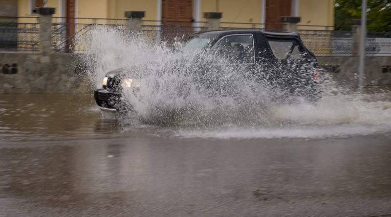 Επικίνδυνα καιρικά φαινόμενα στην Κρήτη, την Κυριακή