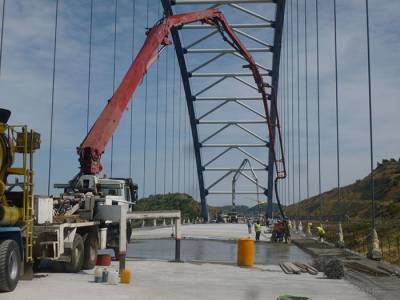 ﻿Πέφτει άσφαλτος στη γέφυρα της Τσακώνας - Άγνωστο όμως πότε παραδίδεται