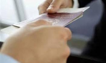 Αφγανοί με πλαστά διαβατήρια στο αεροδρόμιο Καλαμάτας