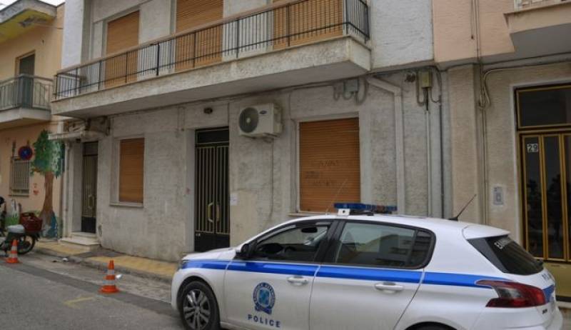 Πάτρα: Ερευνα στο σπίτι της Ρούλας Πισπιρίγκου παρουσία εισαγγελέα (βίντεο)