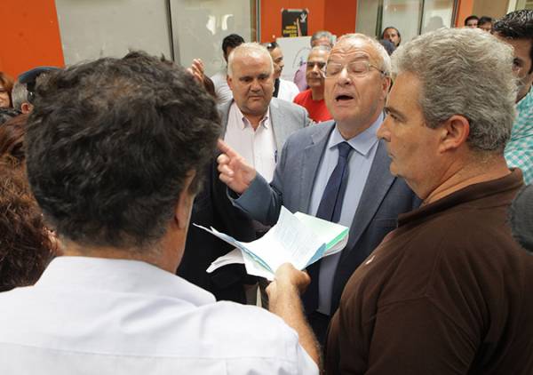 Εδιωξαν τον Λεωνίδα Γρηγοράκο από το Νοσοκομείο Ηρακλείου