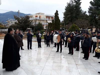 Πρωτοχρονιάτικα κάλαντα και παραδοσιακά τραγούδια στον μητροπολίτη Μεσσηνίας