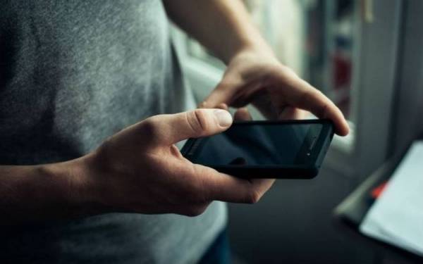 Μπαράζ κακόβουλων κλήσεων από τηλέφωνα του εξωτερικού!