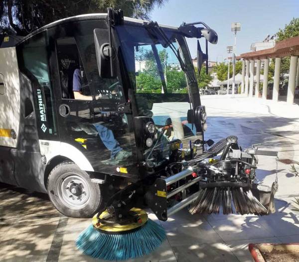 Καινούριο όχημα σκούπα στο Δήμο Μεγαλόπολης