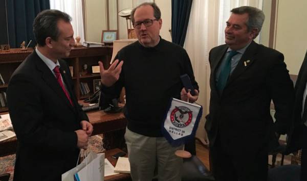 Εκπρόσωποι της AHEPA στο Δημαρχείο Καλαμάτας