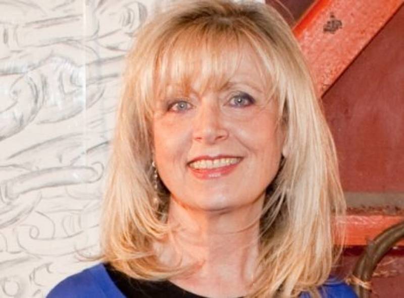 Έφυγε από τη ζωή η ζωγράφος Εύα Διβάρη