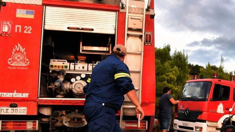 Υπό έλεγχο η πυρκαγιά στο εργοστάσιο ανακυκλώσιμων υλικών στο Αιγάλεω