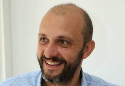 Έφυγε από τη ζωή ο δημοσιογράφος Νίκος Τσίτσας