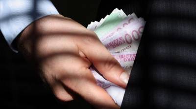 "Φτερά" έκαναν 17.000 ευρώ από σπίτι στους Γαργαλιάνους