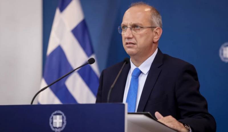 Οικονόμου: Η ανάρτησή του για τη μείωση της ανεργίας στο 13,3%