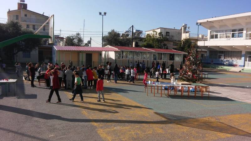 Χριστουγεννιάτικη εκδήλωση στο 6ο Δημοτικό Καλαμάτας