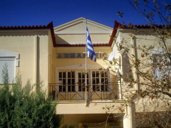 Ειδικός συνεργάτης σε θέματα πληροφορικής στο Δήμο Τριφυλίας