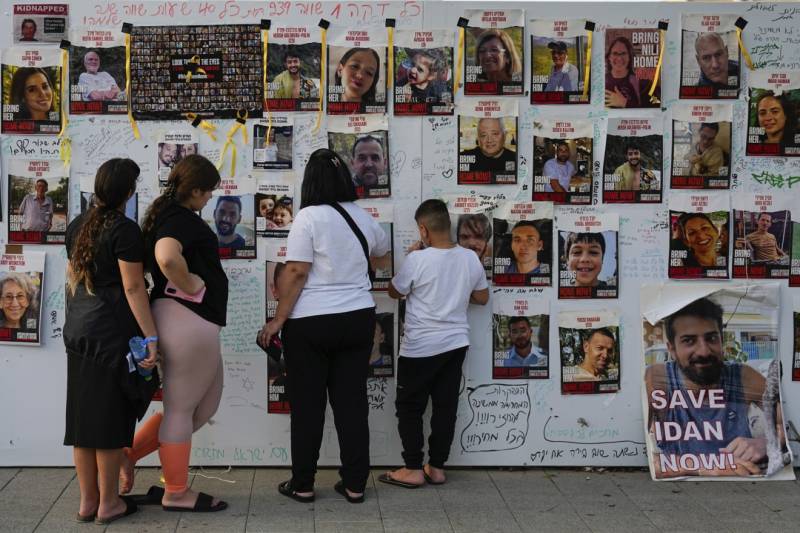 Ξεκίνησε η απελευθέρωση ομήρων της Χαμάς – Με ελικόπτερα η μεταφορά τους (βίντεο)