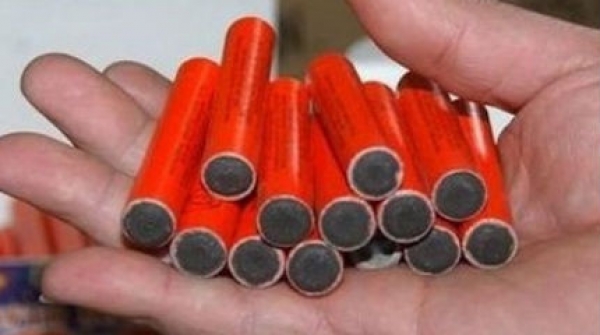 Σύλληψη 48χρονου στη Μάνη για χασίς όπλο και… βεγγαλικά