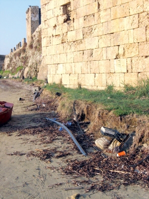 Ημιφωτισμένο το Κάστρο της Μεθώνης