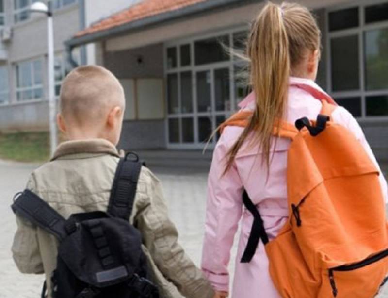 Ικανοποιημένη η Νικολάκου με τη μεταφορά των μαθητών