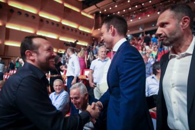 ΣΥΡΙΖΑ: Ο Κασσελάκης “τρώει” τον Φάμελλο – Νέος πρόεδρος της Κ.Ο. ο Νίκος Παππάς (βίντεο)