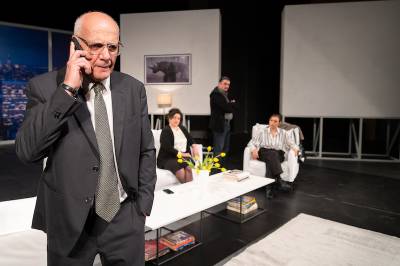 Τελευταίες παραστάσεις για τον “Θεό της Σφαγής”