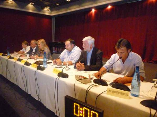 Φραστικός "χουλιγκανισμός" Τατούλη στο Περιφερειακό