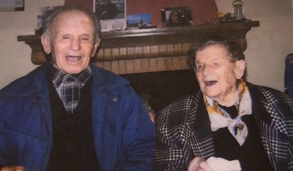 Υπεραιωνόβια αδέρφια “έφυγαν” μαζί μέσα σε λίγες μέρες στους Κάτω Αμπελόκηπους Μεσσηνίας