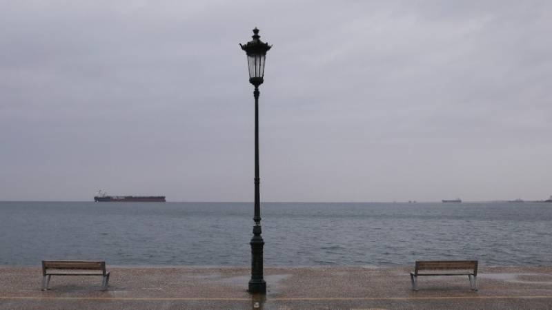 Νεφώσεις την Τρίτη με βροχές κυρίως στα δυτικά και άνοδο της θερμοκρασίας