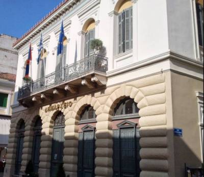 Καλαμάτα: Προεκλογικός καβγάς για παραχώρηση χώρου έκθεσης στην Περιφέρεια