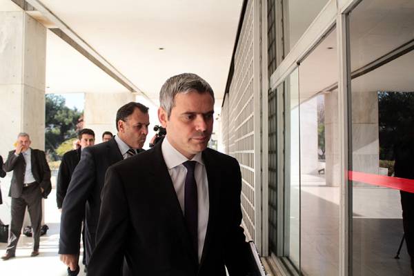 Ελιά Καλαμάτας στην Αιτωλοακαρνανία ζητεί ο βουλευτής Κώστας Καραγκούνης