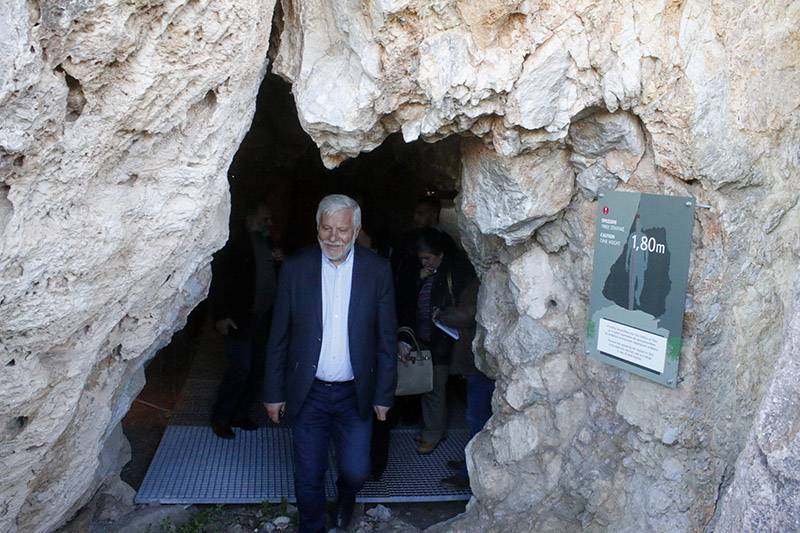 Ο Τατούλης ανέλαβε και... αντιπεριφερειάρχης!