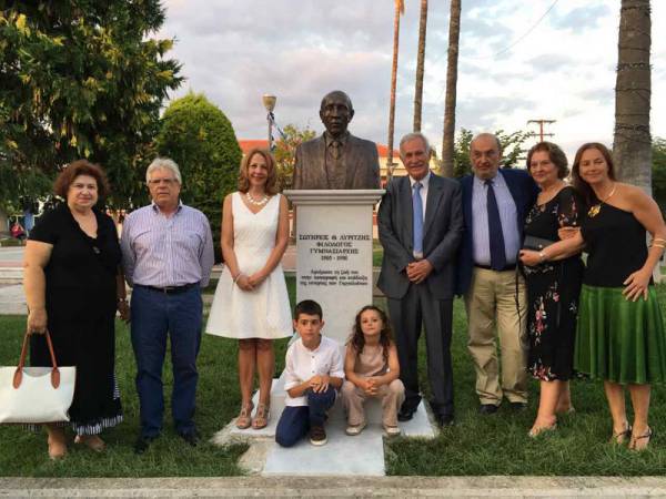 Αποκαλυπτήρια προτομής του Σωτήρη Λυριτζή στους Γαργαλιάνους