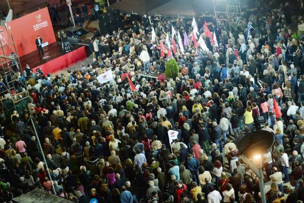 Εντυπωσιακή συγκέντρωση Τσίπρα στην Καλαμάτα: "Δεν υπάρχουν φέουδα και άπαρτα κάστρα"